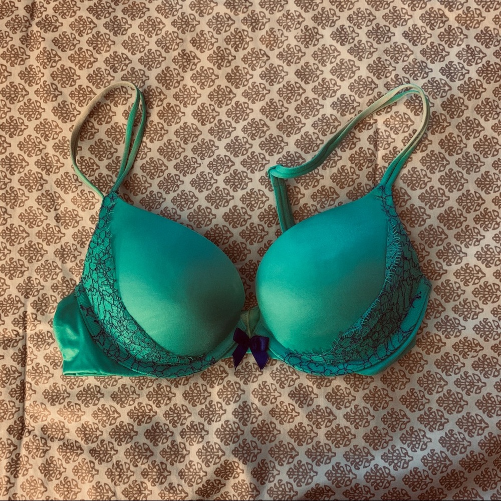 Victoria Secret bra
